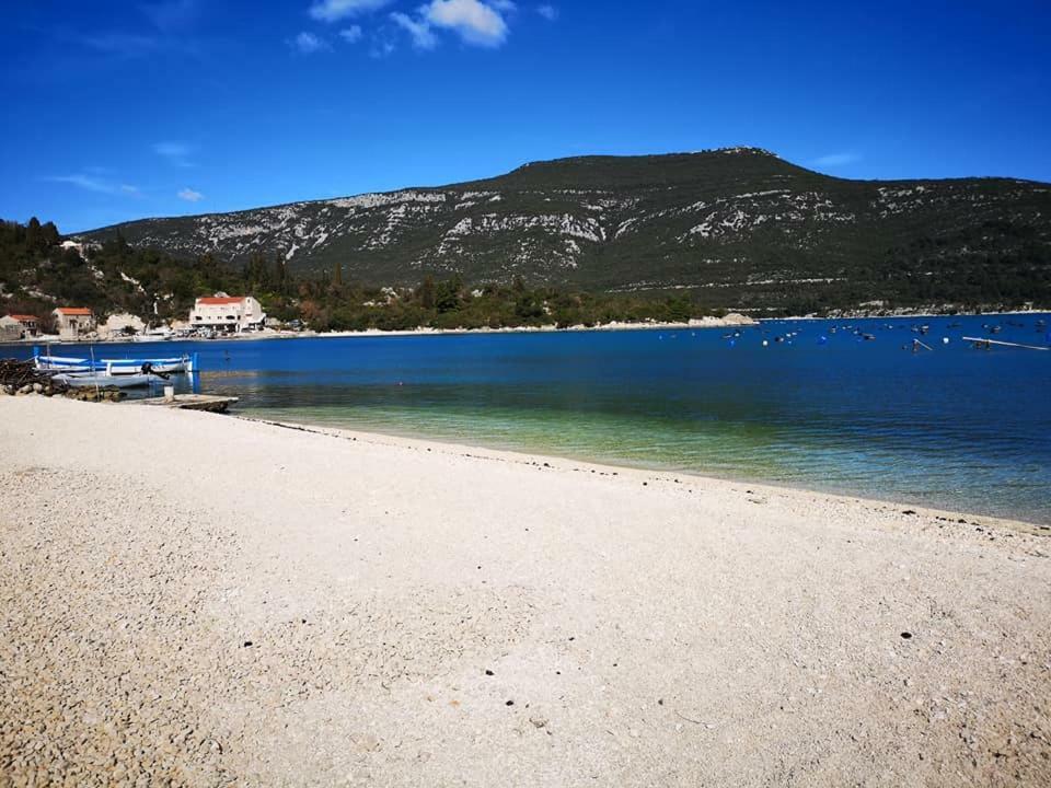 Vila Ruza Ston Εξωτερικό φωτογραφία